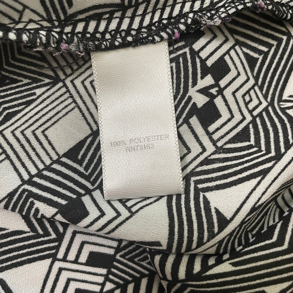 Spense Womens XL Black White Geometric Tribal Print Button Front V-Neck Blouse - Picture 7 of 8